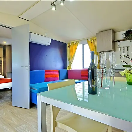 Aldeamento Turístico Brioni 2*